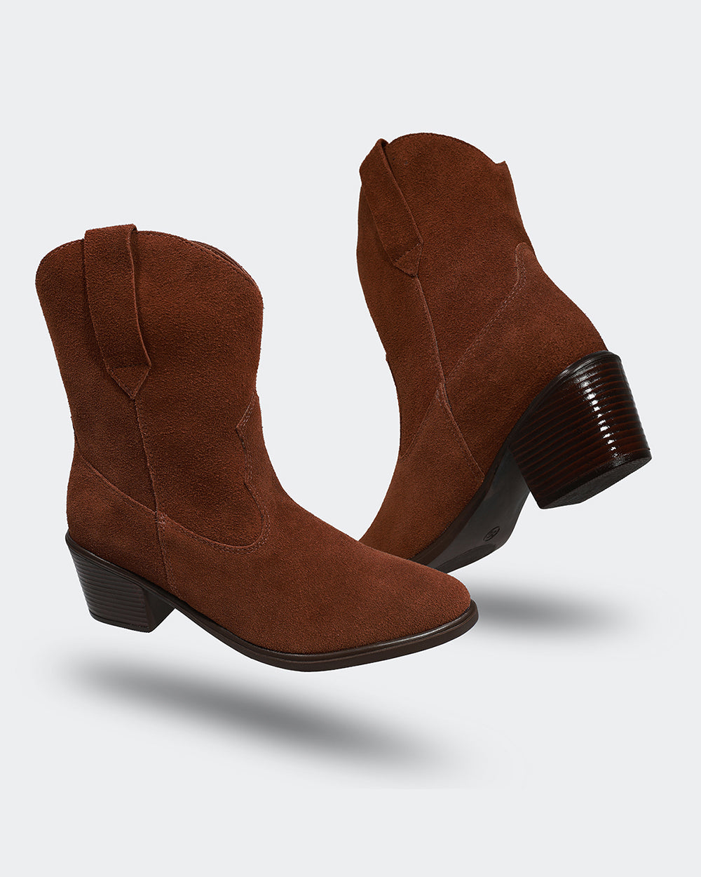 Bota Western Basic Cano Curto Camurça Marrom Villa Griffe