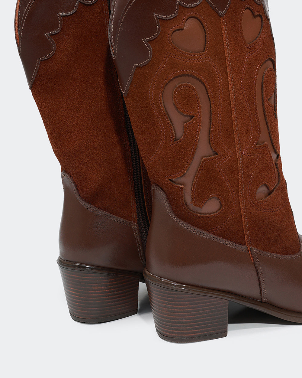 Bota Western Bordada Cano Médio Café Villa Griffe