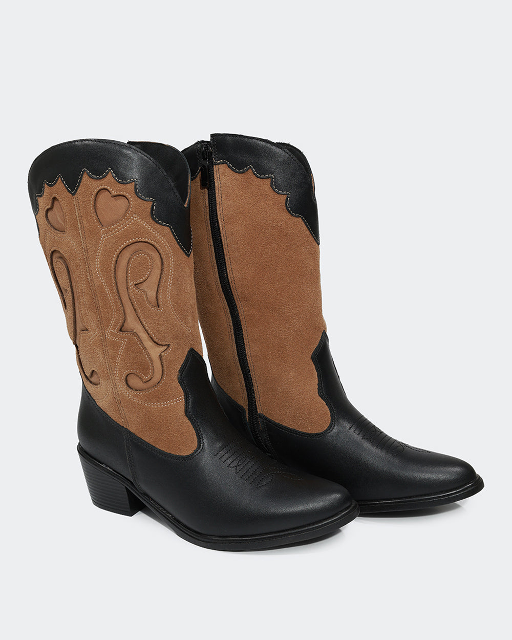 Bota Western Bordada Cano Médio Preta Villa Griffe