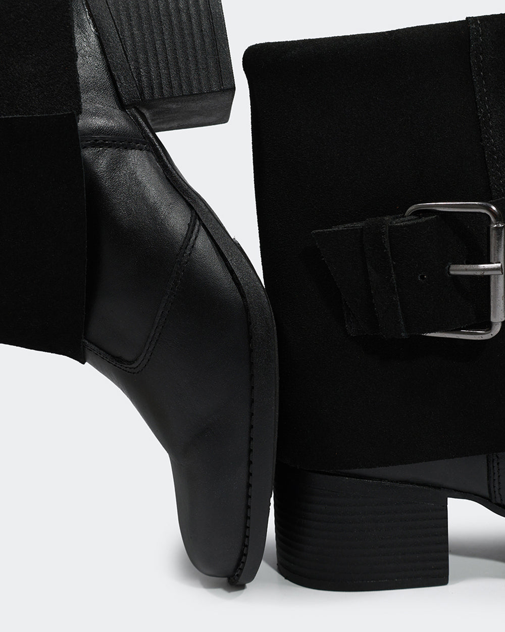 Bota Maxi Fivela Cano Curto Preta Villa Griffe