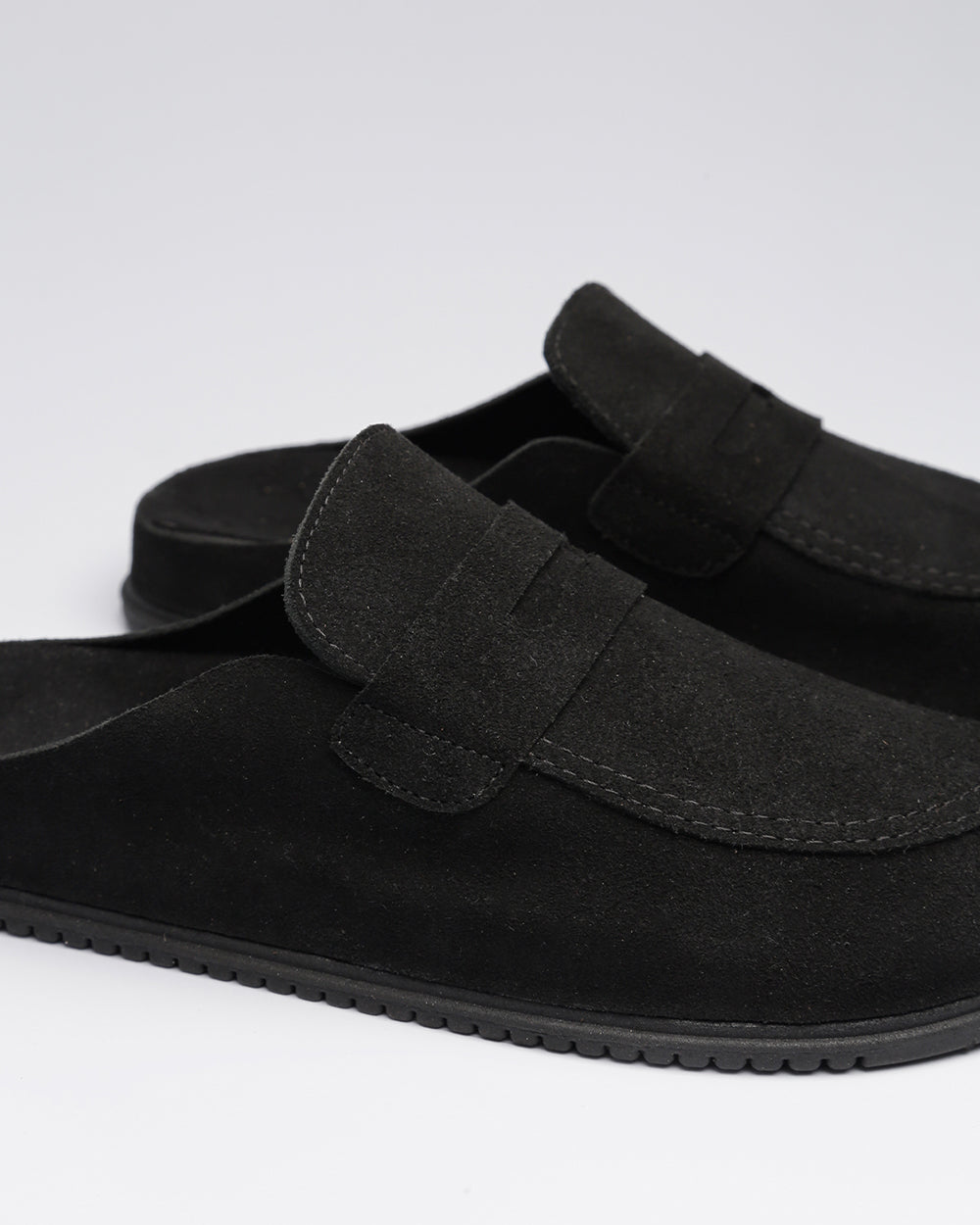 Clog Gravata Basic Camurça Preto Villa Griffe