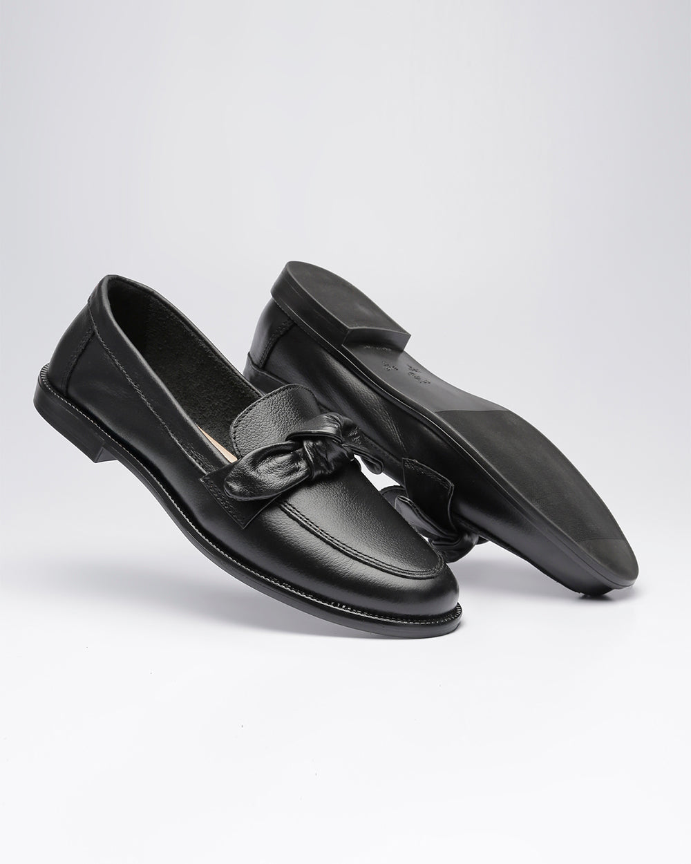 Mocassim Enlace Preto Villa Griffe