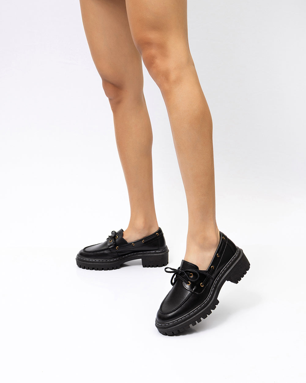 Mocassim Amarração Preto Villa Griffe