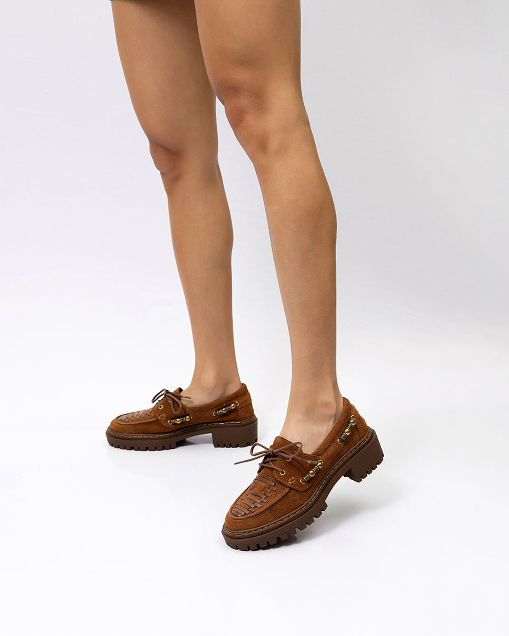Mocassim Trissê Camurça Camel Villa Griffe